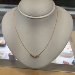 14k Gold Necklace 4.0 Grams 18 Long If You Are Interested Please Ask For Maribel Thank You 