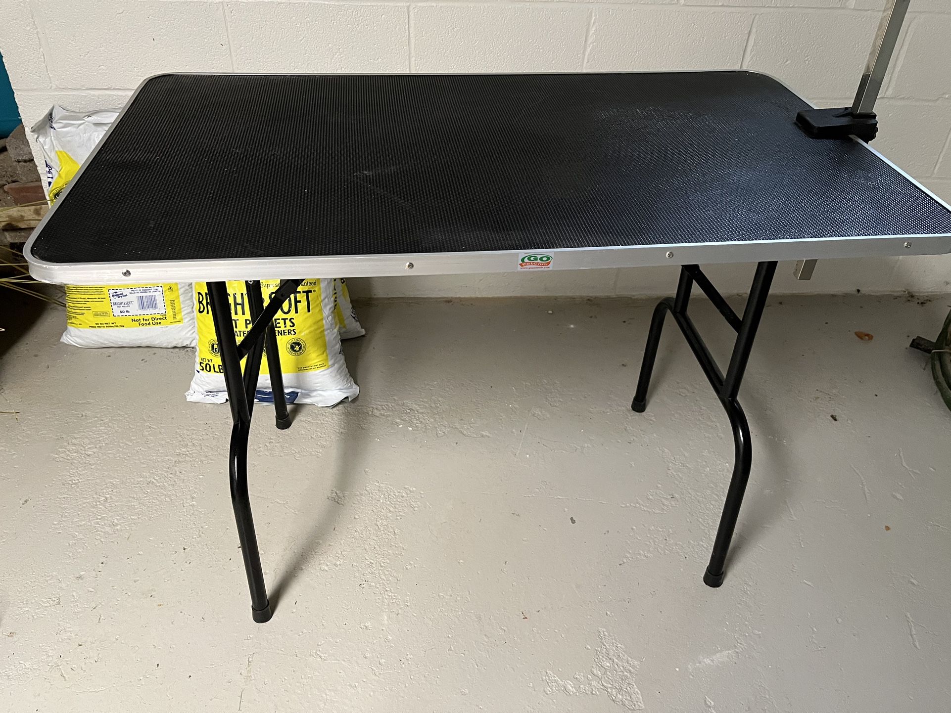 Professional Grade Dog Grooming Table