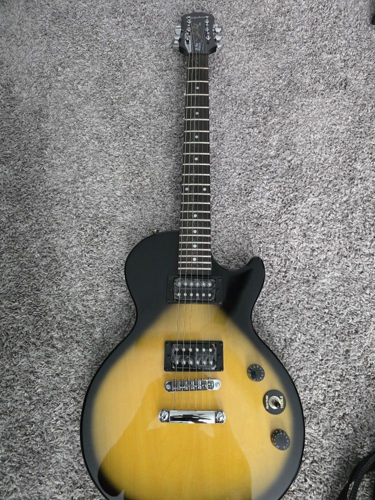 Les Paul Special II Electric Guitar With Amp