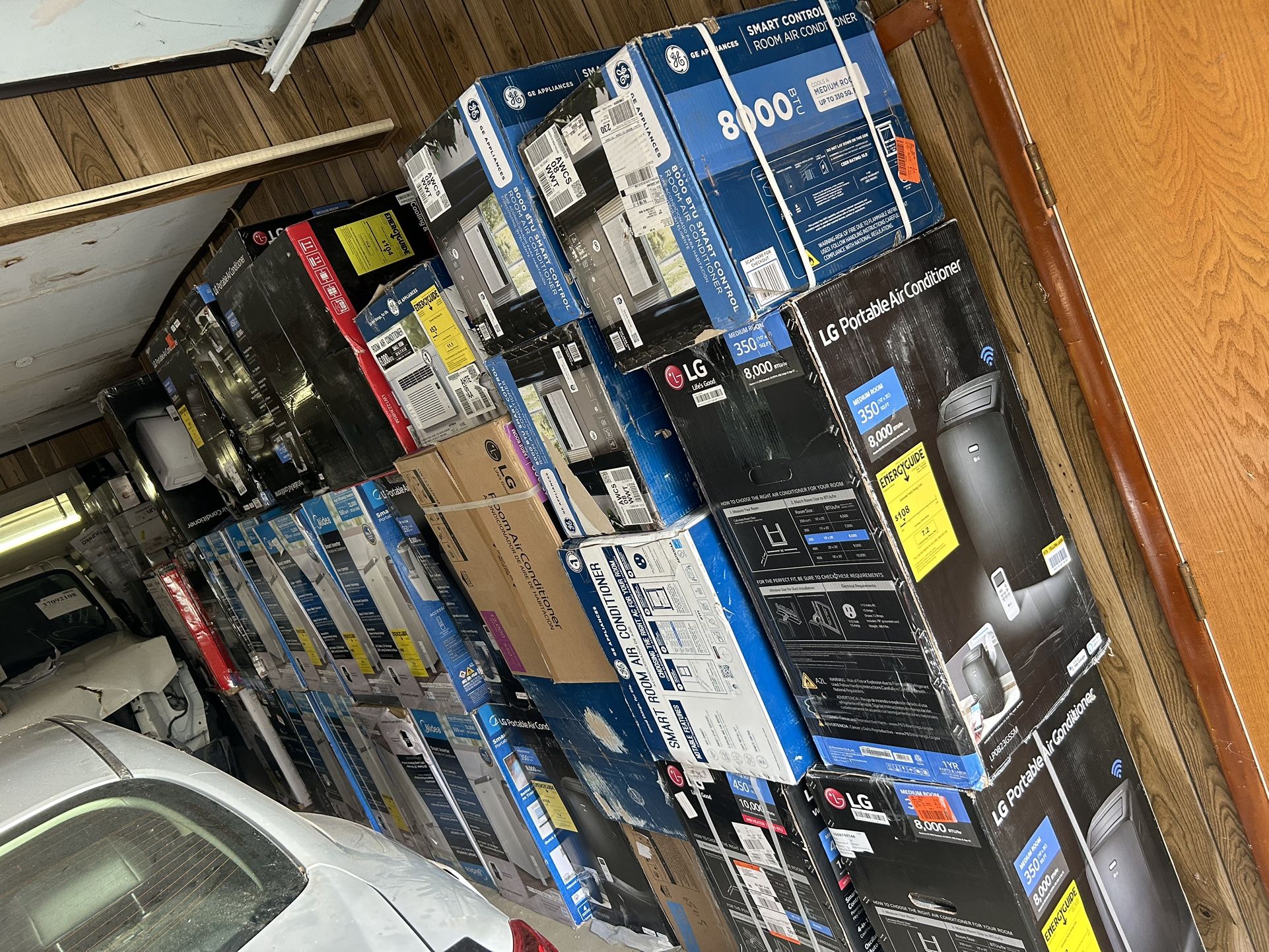 A/C And Dehumidifier