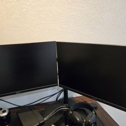 Dual Monitors With Stand