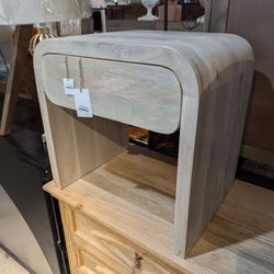 One Drawer Mango Wood End Table