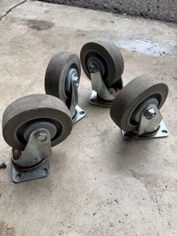 Set of 4 Swivel Plate Caster Wheels