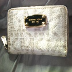 Michael Kors Wallet-Reduced!