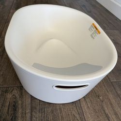 Lalo Bathtub