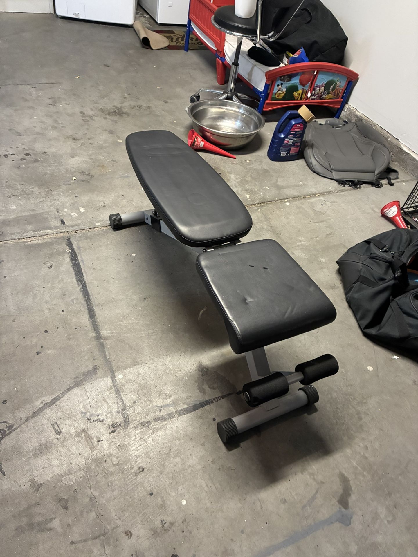 Weight Bench