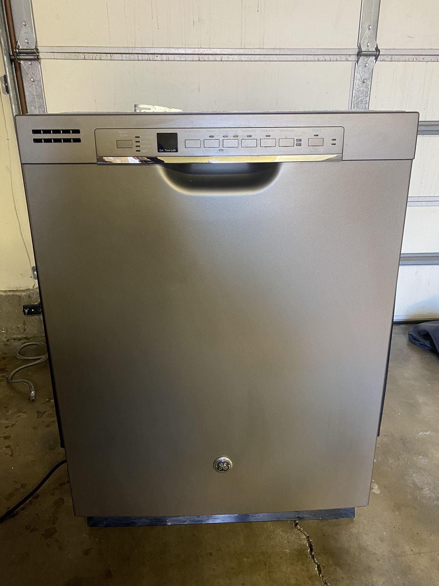 GE Dishwasher -Used