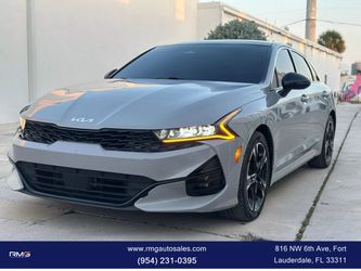 2022 Kia K5