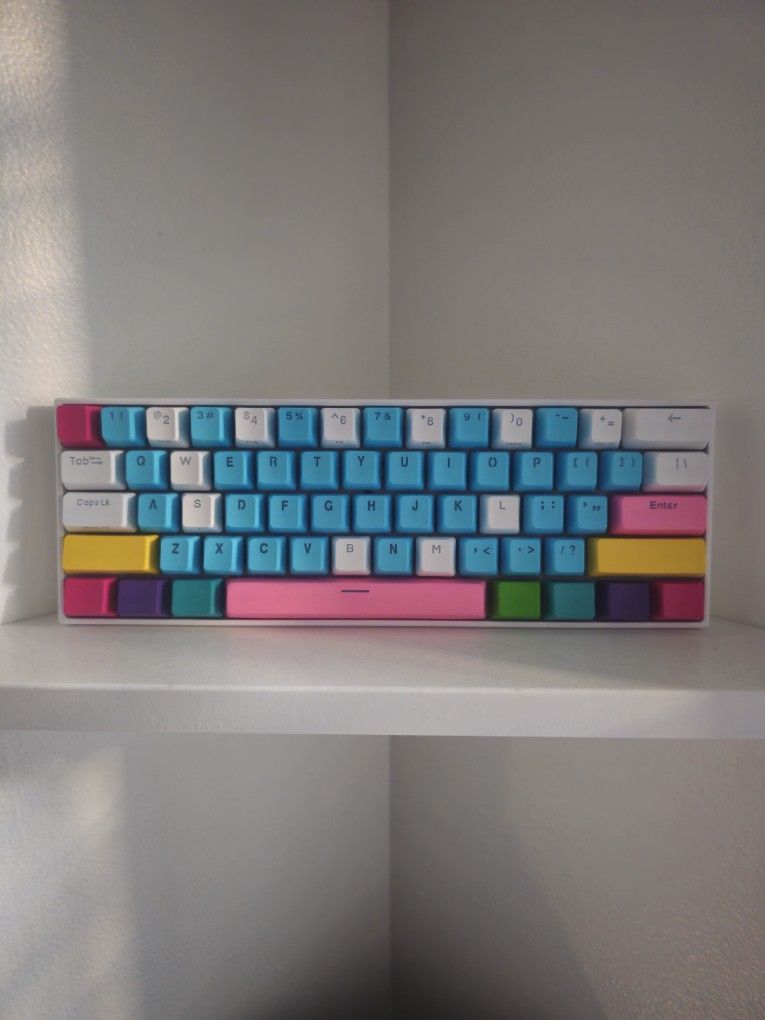 Anne Pro 2 Mechanical Keyboard | White