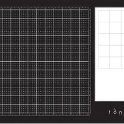 Tim Holtz Glass Cutting Mat-Large Work Surface With 12X14 Grid/paint, With A Never Used Ink Pallete