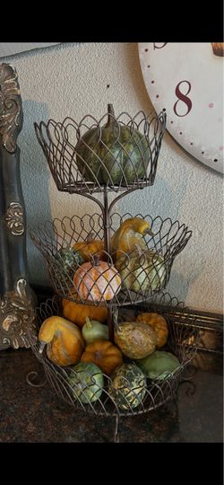 3-Tier Metal Wire Fruit Basket Stand
