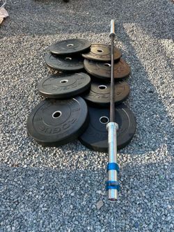 Rogue Bumper Weights and Barbell