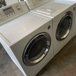 LG Washer And Dryer  Set