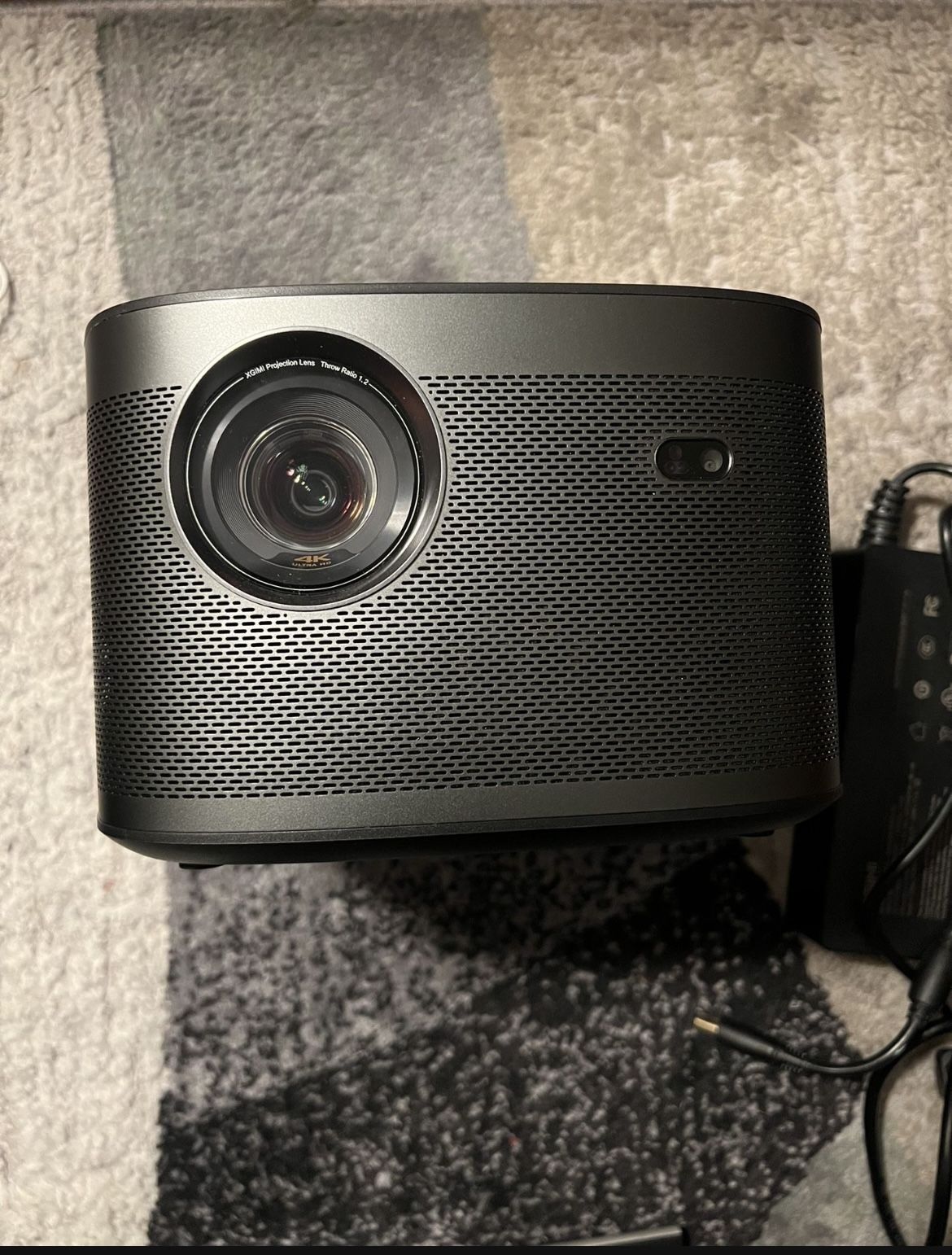 Xgimi Projector