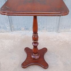 Vintage Bombay Co. Tilt-Top Table 