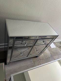 Modern Mirrored Nightstands / Accent Cabinets (Set of 2)