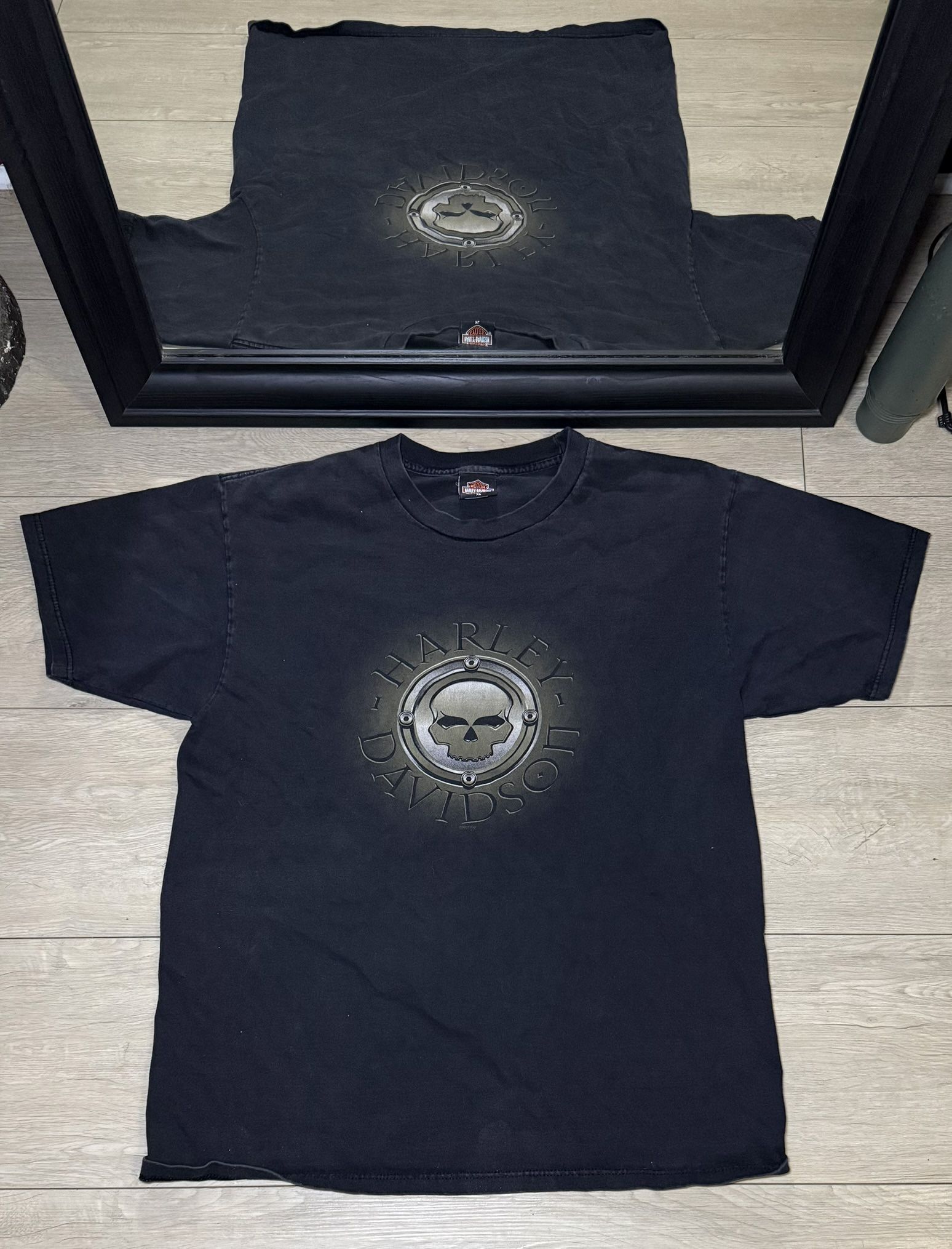 Y2K 2000s Harley Davidson Skull / Skeleton Glowing Shirt