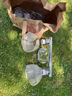 FREE vanity light