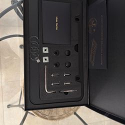 Marco De Matrícula Para Audi De Fibra De Carbono 