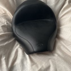 Mustang Motorcycle Seat - Black - Versatile