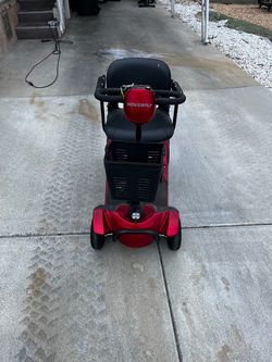 Electric wheelchair