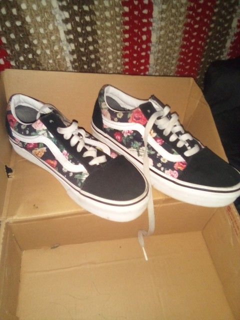 Women's Vans 6.5