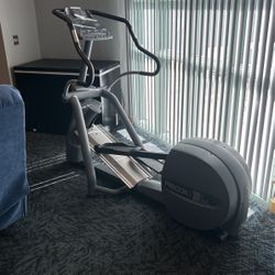 Commercial Grade Precor elliptical 