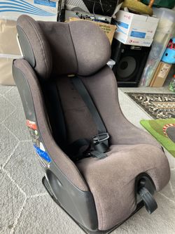 Clek Fllo Car Seat