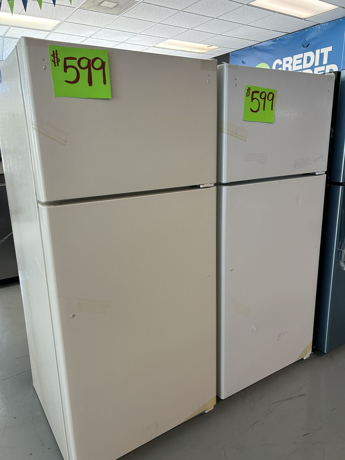 Top Freezer Refrigerator