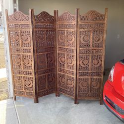 Beautiful Mahogany Screen Divider 