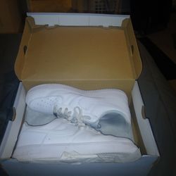 Nike Air Force 1 Low Triple White 