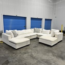 Large Costco Family Couch Free Delivery
