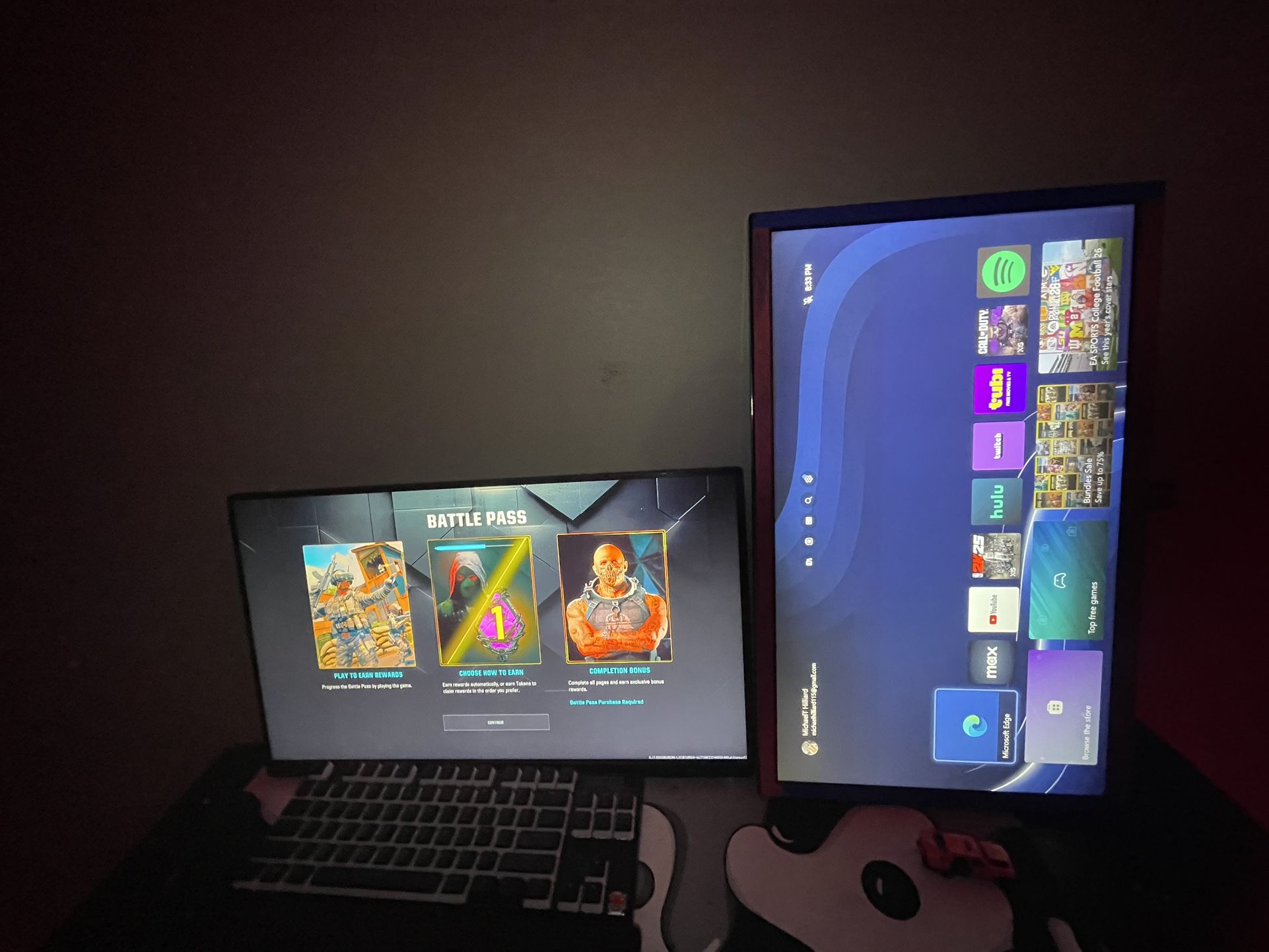 Monitors and monitor mount for sale NEED GONE ASAP
