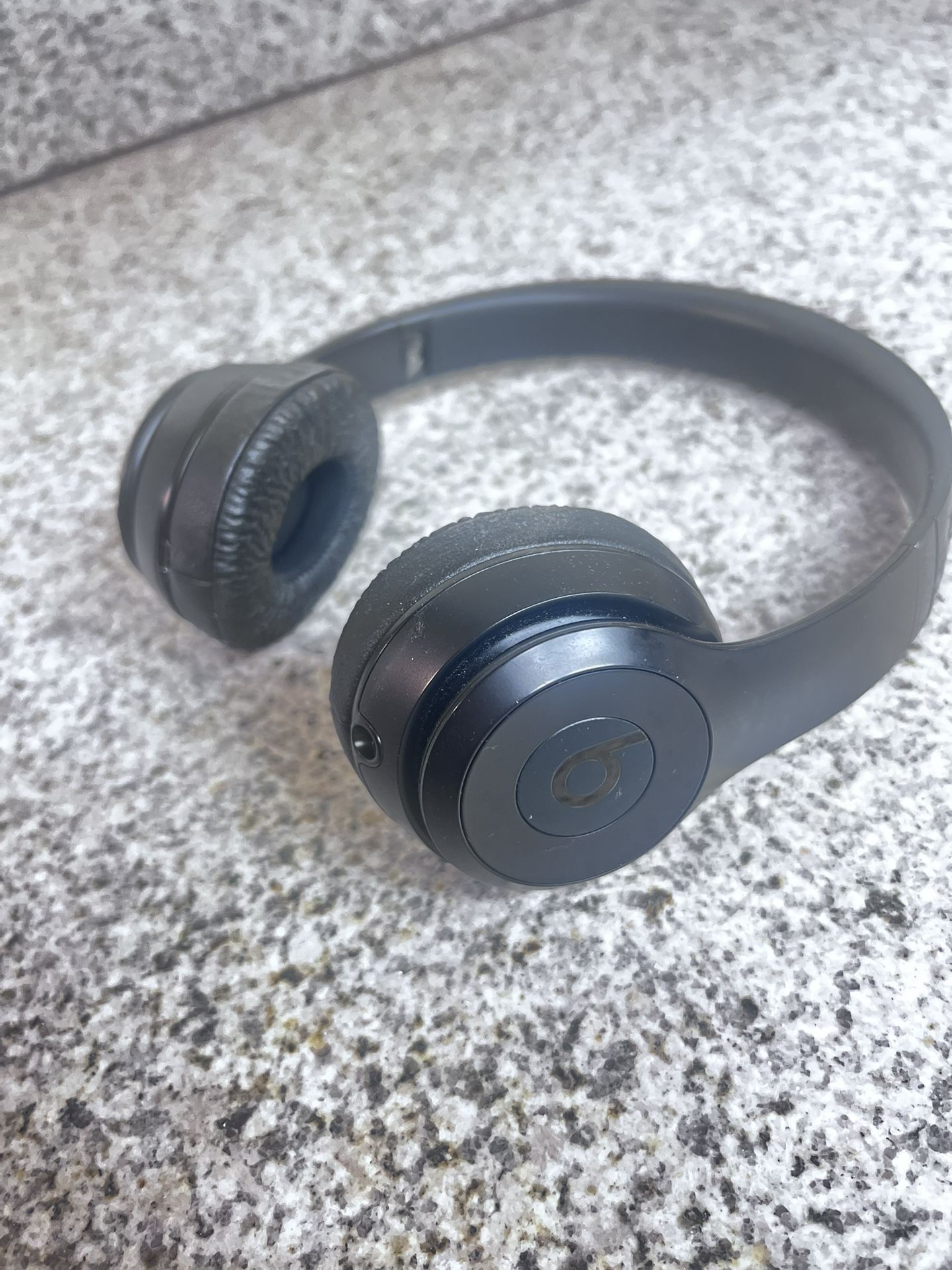 Beats Solo 3 Headphones