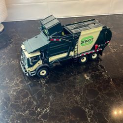 GROOT COMMERCIAL FRONT LOADER