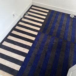 Hem 100% New Zealand wool low pile rug