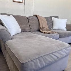 FREE DELIVERY! 🚚 - Jordan’s Furniture Gray Microsuede Modern Sectional Couch with Chaise