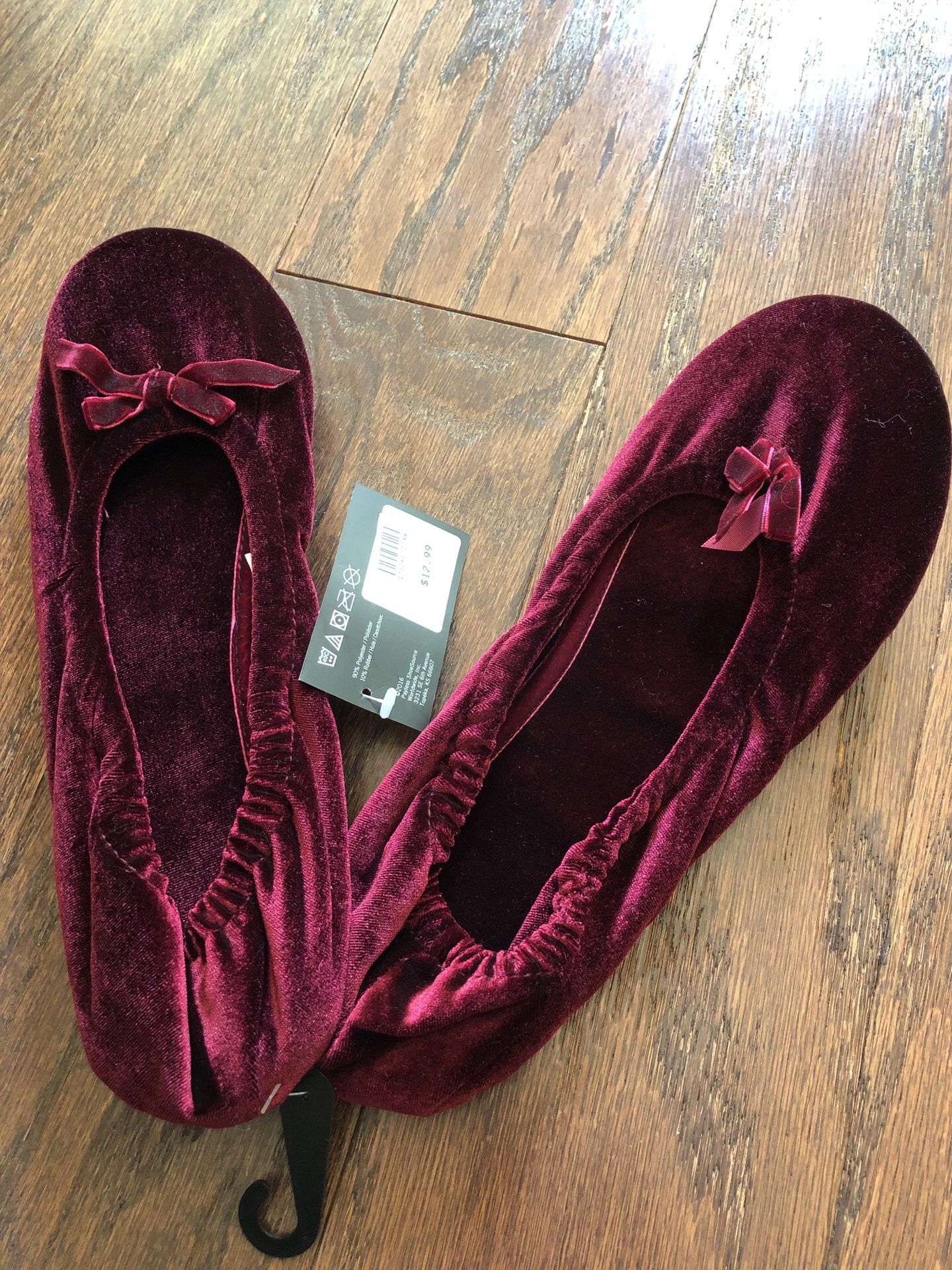 New $6 house slippers