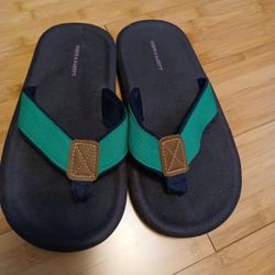 New Steve & Barry's Wide Women Flops 6.5
