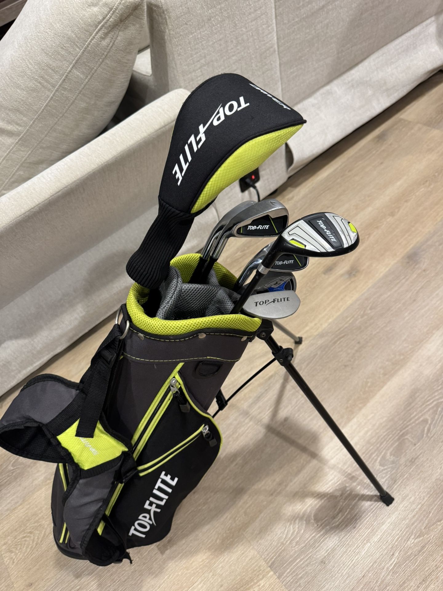 Junior Left Hand Golf Set Top Flight
