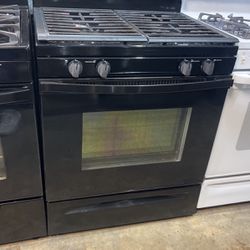 Whirlpool Stove, Color, Black