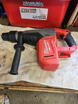Milwaukee rotary hammer