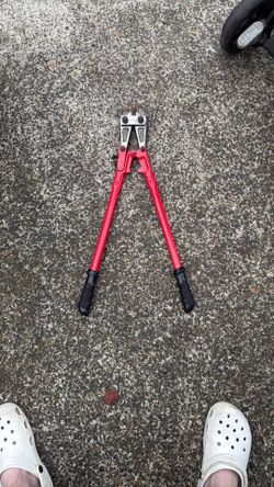 Bolt Cutter 