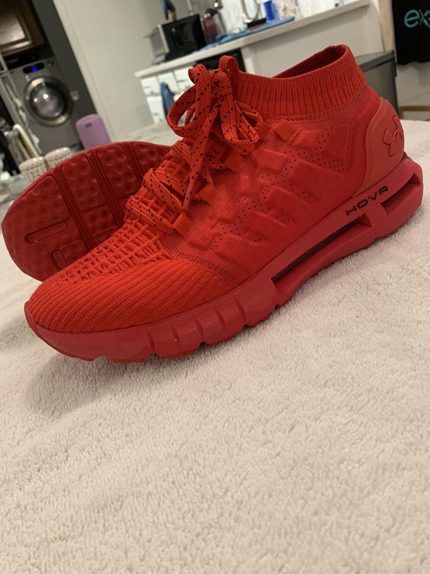 Under Armour HOVR Phantom Connected