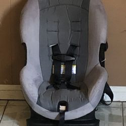 EVENFLO CONVERTIBLE CAR SEAT!!!!