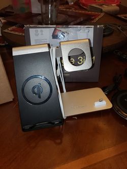 Phone charger 3 in 1 phone I watch air pods