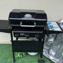 Experts Grill 27 000 BTU 3-Burner Propane Gas Grill - Black   , Price is negotiable    