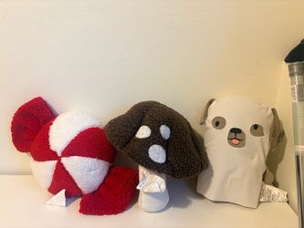 Holiday plush’s