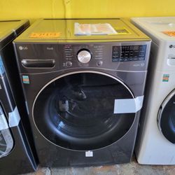 LG ThinQ Front Load Washer 4.5 Cubic Feet M7M