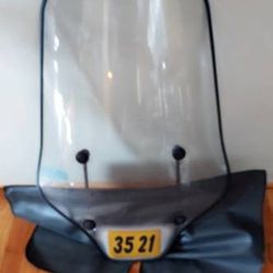Large Windshield for Piaggio Free Scooter